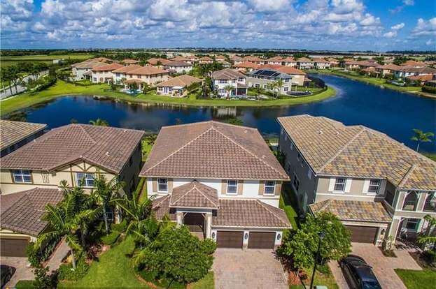 Luxury Parkland, Florida home with plumbing