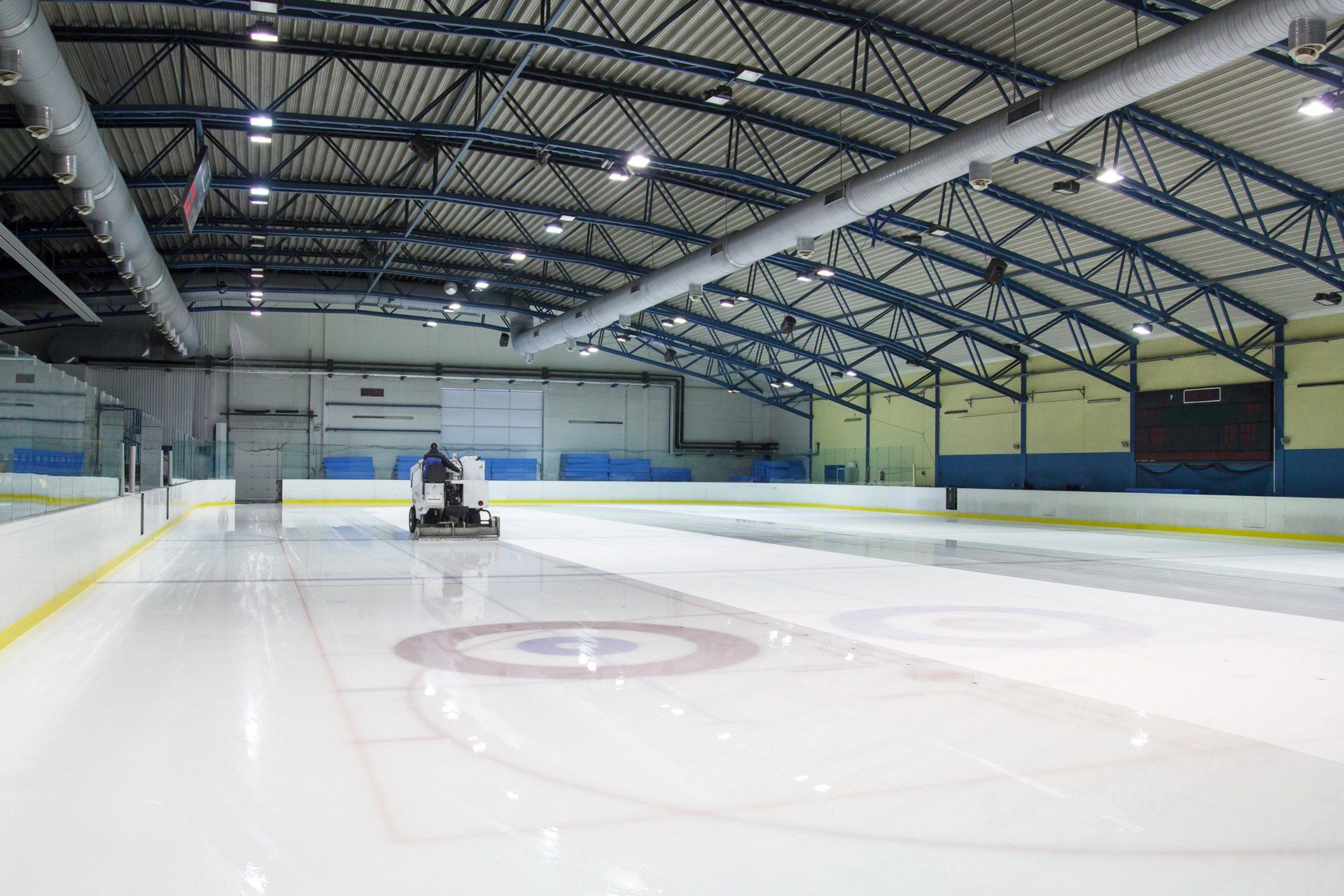 Steel ice rink for curling and hockey